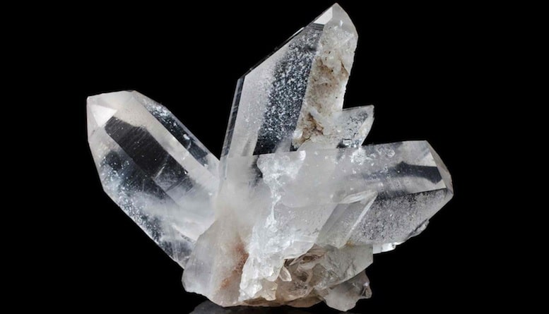 Propriétés et vertus du cristal de roche (quartz) en lithothérapie