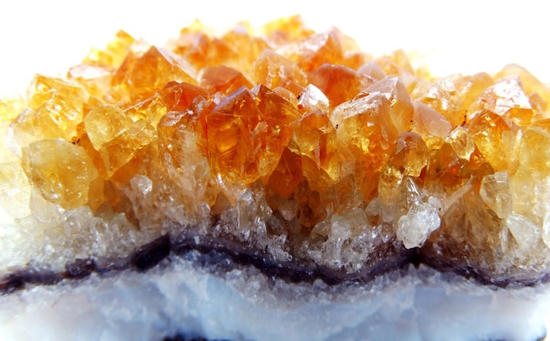 Citrine, a crystalline quartz well known in lithotherapy