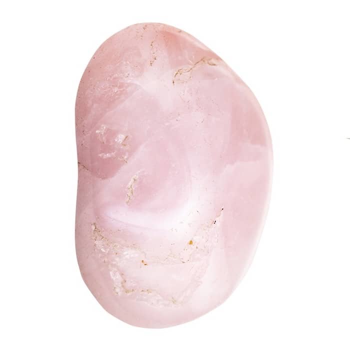 Rose quartz flat stone, an ally of aventurine for self-confidence