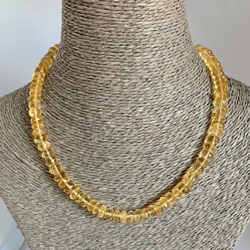 Collier en citrine naturelle avec pierres facettées