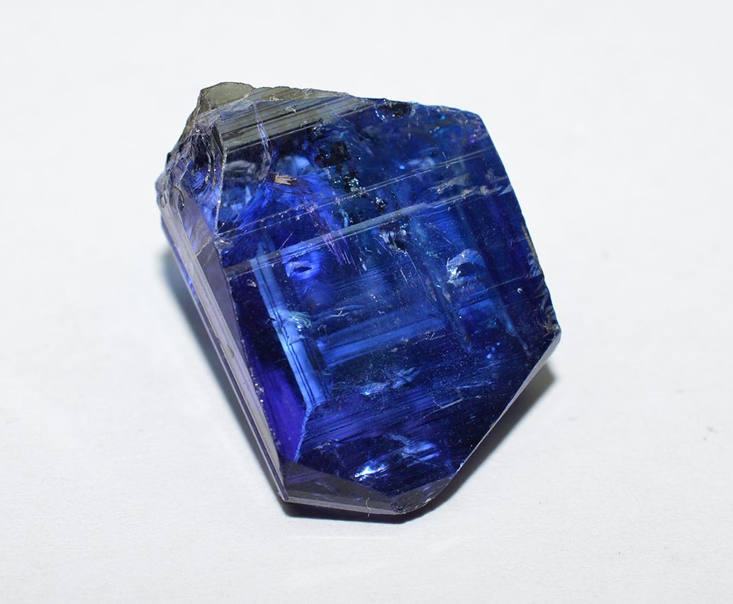 cut-tanzanite-stone