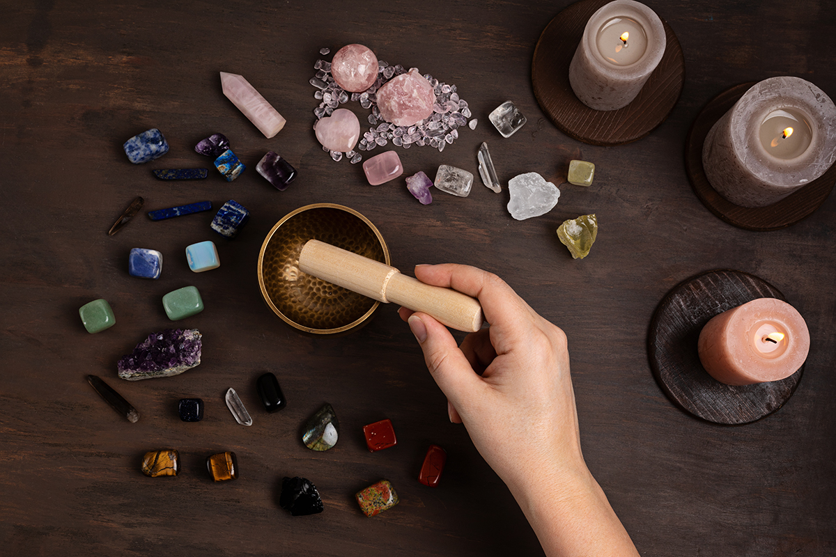 Heliodor stone and chakra
